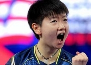 开云官网-巴伦西亚争分夺秒，拼尽全力获得胜利