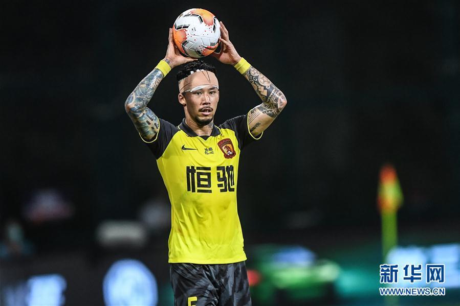 包含广州恒大-力克深圳佳兆业,豪取四连胜的词条 包含广州恒大-力克深圳佳兆业,豪取四连胜的词条