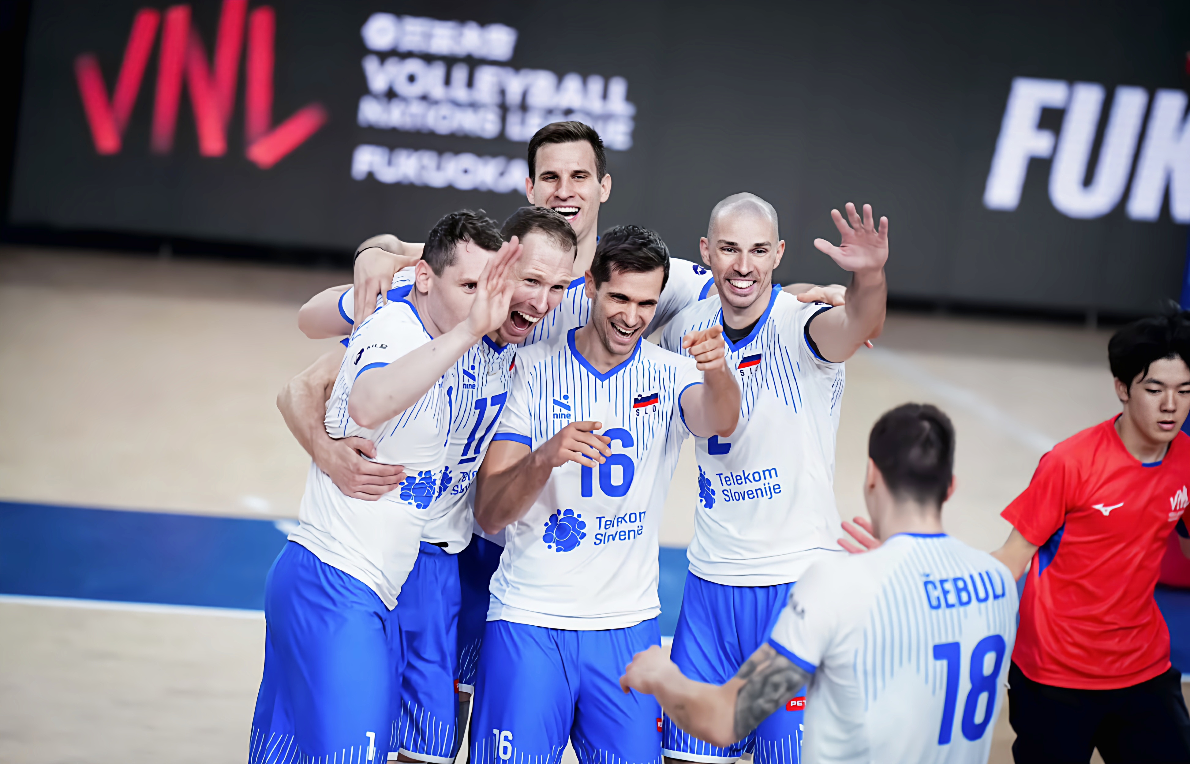 包含斯洛文尼亚备战，球队期待突破的词条