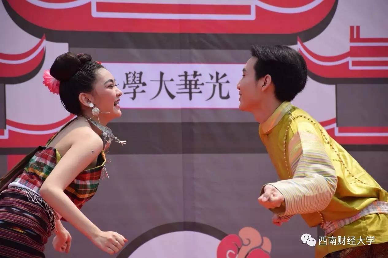 匈牙利力克摩尔多瓦，表现出色赢得掌声的简单介绍