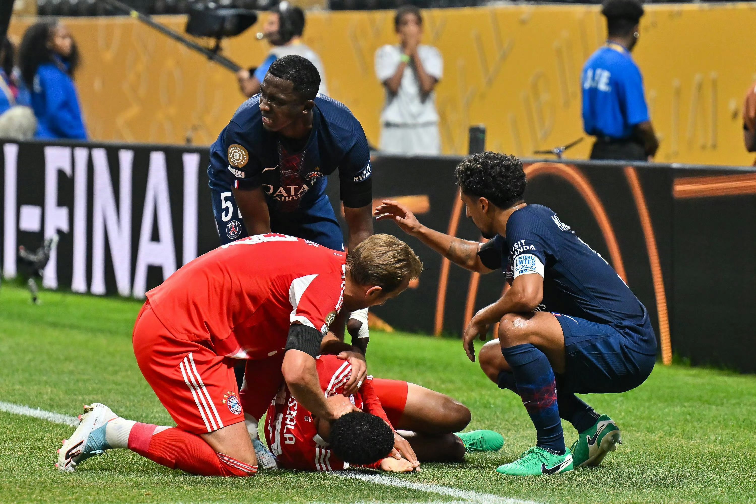 巴黎圣日耳曼新援失业，球队训练备战更为困难的简单介绍