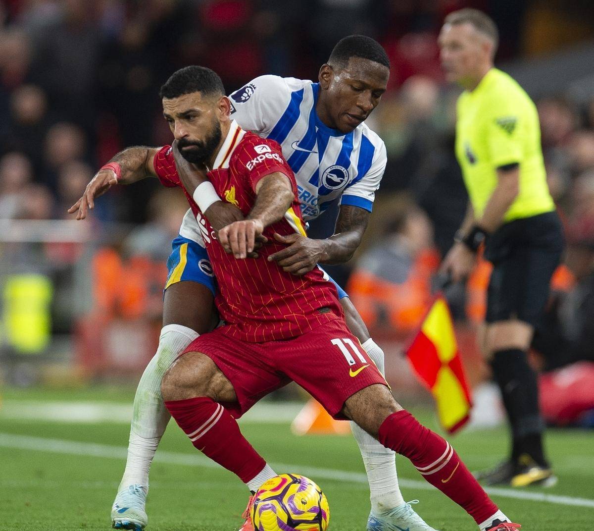 巴黎血洗塞维利亚，萨拉赫关键制胜的简单介绍