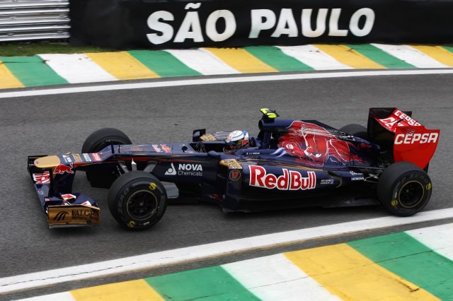 包含法拉利横扫红牛车队,皮亚斯特里扛起全队的词条 包含法拉利横扫红牛车队,皮亚斯特里扛起全队的词条